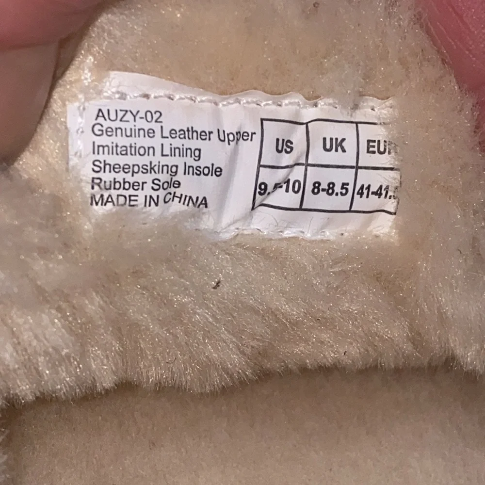 Dream Pairs Slippers- New